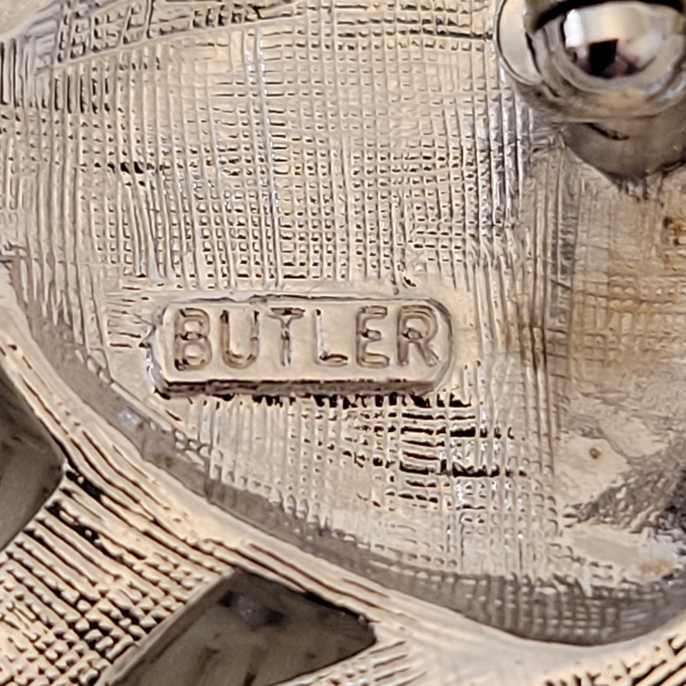 Butler Angelfish Brooch - Picture 3 of 3